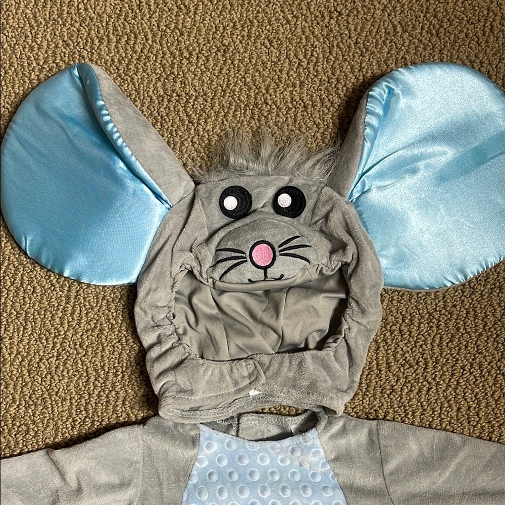 Spirit Gray and Blue Mouse Costume - Picture 3 of 9